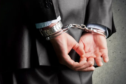 İZMİR’DE DUBLÖRLÜ ARSA DOLANDIRICILIĞINA 3 TUTUKLAMA
