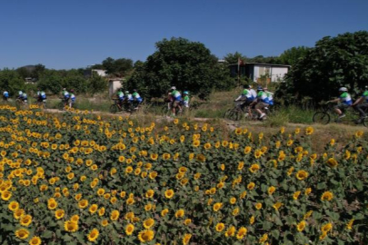 TARİHİ ROTAYA PEDAL ÇEVİRDİLER