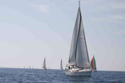 FOÇA’DA YELKENLER BU YIL MİDİLLİ’YE AÇILACAK