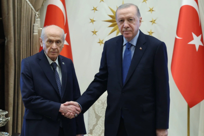 ERDOĞAN, BAHÇELİ'Yİ KÜLLİYEDE KABUL ETTİ