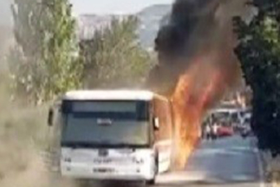 İZMİR’DE BELEDİYE OTOBÜSÜ ALEV ALEV YANDI