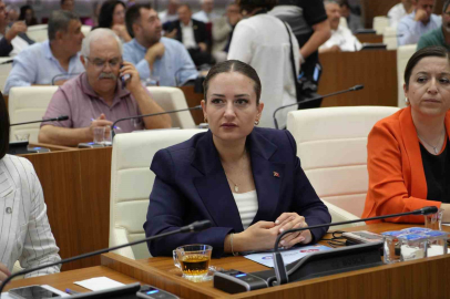 ANTALYA BÜYÜKŞEHİR BELEDİYESİ BAŞKAN VEKİLLİĞİNE BÜŞRA ÖZDEMİR SEÇİLDİ