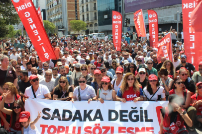 İZMİR BÜYÜKŞEHİR MECLİSİ’NDE İŞÇİ GERGİNLİĞİ
