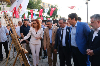 SREBRENİTSA KURBANLARI ANILDI