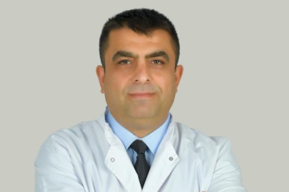 2 YAŞINDAKİ BEBEĞE KAPALI BÖBREK AMELİYATI