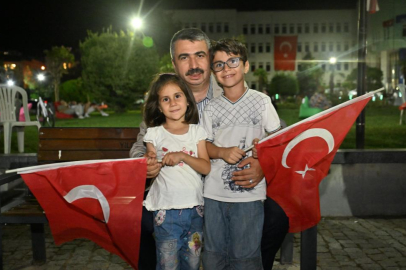 YILDIRIM BAYRAKLARLA DONATILDI