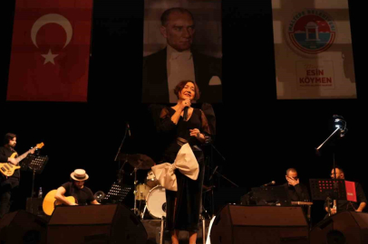 NAZAN ÖNCEL HASTANEYE KALDIRILDI! DURUMU STABİL HALE GETİRİLMEYE ÇALIŞILIYOR
