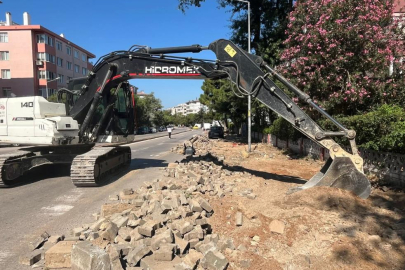 BANDIRMA'DA KALDIRIMLARA ÇEKİDÜZEN