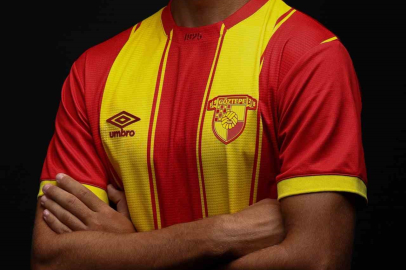 GÖZTEPE, 2025-2026 FORMASINI TARAFTARLA BULUŞTURDU