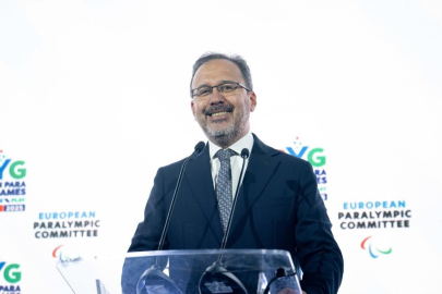 KASAPOĞLU: ENGELLİLER İÇİN ATILAN HER ADIM PAHA BİÇİLEMEZ
