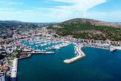 ÇEŞME’DE 7 SAATLİK SU KESİNTİSİ TEPKİ ÇEKTİ