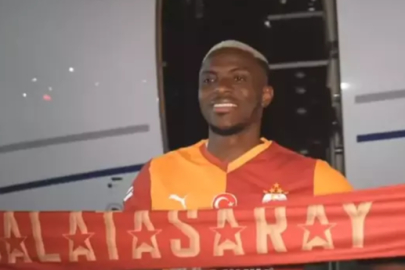 GALATASAYLILARIN BEKLEDİĞİ OSİMHEN UÇAĞI iSTANBUL'A İNDİ