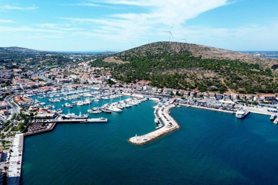 SU SIKINTISI BÜYÜYOR: ÇEŞME’DE KESİNTİ SÜRESİ ARTTI