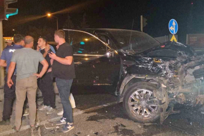 AMBULANSIN KARIŞTIĞI KAZADAN ACI HABER GELDİ