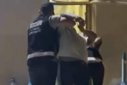 ÇEŞME’DE EĞLENCE MEKANINDA SİLAHLI KAVGA: 2 YARALI