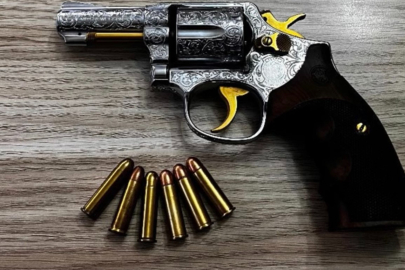 İZMİR’DE BİR HAFTADA ASAYİŞ OPERASYONU: 58 FİRARİ YAKALANDI