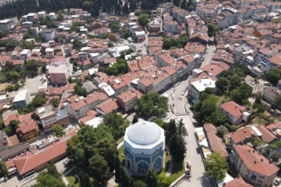 BURSA'DA TARİHİ YAYA AKSI CANLANIYOR