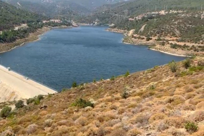 ÇEŞME’DE SU KRİZİ BİTİYOR: KARAREİS BARAJI’NDAN SU VERİLİYOR