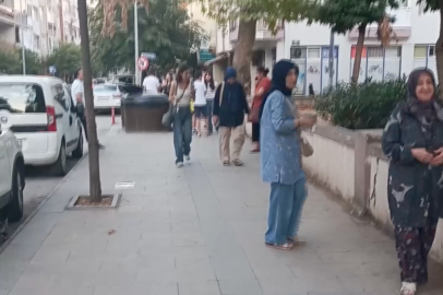 BÜYÜK DEPREMİ YAŞAYAN YALOVALILAR O ACI GÜNLERİ HATIRLADI