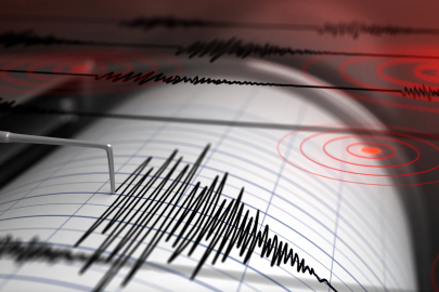 ŞİDDETLİ DEPREM: BALIKESİR, BURSA, İSTANBUL, İZMİR SALLANDI: 6.1