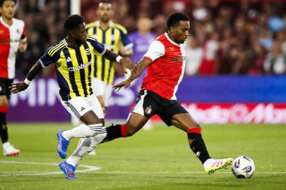 FENERBAHÇE, FEYENOORD KARŞISINDA TUR ARAYACAK