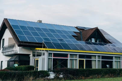 GÜNEŞ ENERJİSİNDE VİLLA TİPİ SİSTEMLERE İLGİ