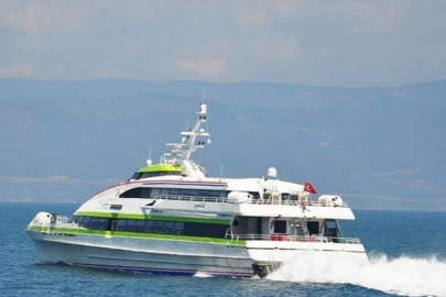 FIRTINA DENİZ ULAŞIMINI VURDU