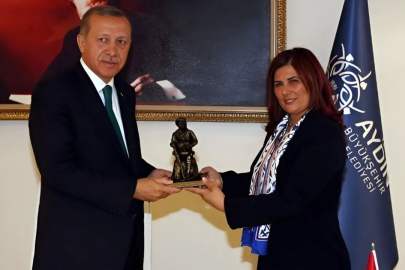 ÖZLEM ÇERÇİOĞLU CHP’DEN İSTİFA ETTİ
