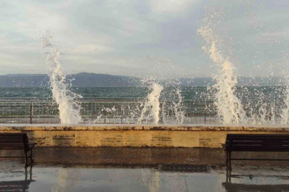 BURSA VALİLİĞİ’NDEN FIRTINA UYARISI GELDİ