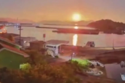 ATMOSFERDE PATLAYAN METEOR GECEYİ GÜNDÜZE ÇEVİRDİ