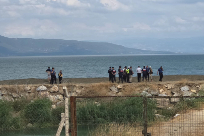 İZNİK GÖLÜ'NE GİREN 6 YAŞINDAKİ ÇOCUK KAYIP