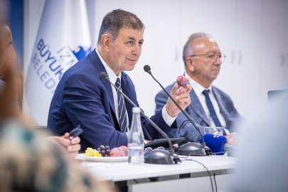 İZMİR’DE TARIM GIDA KOMİSYONU İLK TOPLANTISINI YAPTI