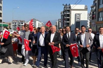 ZAFER BAYRAMI YÜRÜYÜŞÜ NİLÜFER’DE ÇOKUYLA GERÇEKLEŞTİRİLDİ
