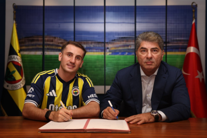 FENERBAHÇE KEREM AKTÜRKOĞLU İLE 4 YILLIK SÖZLEŞME İMZALADI