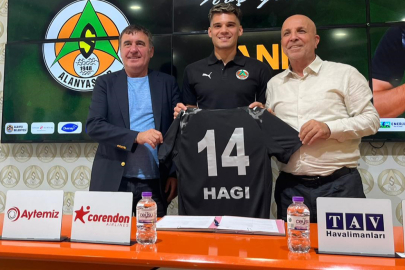HAGİ ALANYASPOR İLE SÖZLEŞME İMZALADI