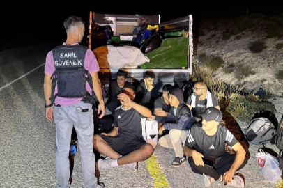 İZMİR ’DE 4 OPERASYONDA 102 DÜZENSİZ GÖÇMEN YAKALANDI