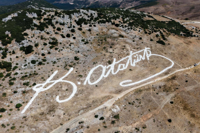 DÜNYANIN EN BÜYÜK ATATÜRK İMZASI YENİLENDİ