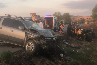 BURSA ’DA FECİ KAZA: ESKİ BELEDİYE BAŞKANI HAYATINI KAYBETTİ