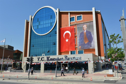 KARABAĞLAR BELEDİYESİ'NDE İSTİFA DEPREMİ