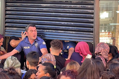 KOZMETİK MAĞAZASI AÇILIŞINDA İZDİHAM