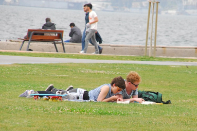 ÇARPICI ARAŞTIRMA: İZMİRLİLER ÇALIŞMAYI PEK SEVMİYOR!