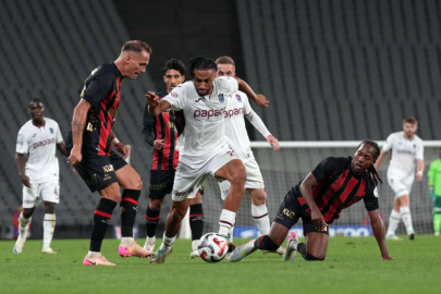 TRABZONSPOR KARAGÜMRÜK’Ü 4-3 MAĞLUP ETTİ