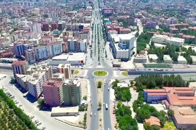 BAKAN ŞİMŞEK AÇIKLADI: BİR İL DAHA BÜYÜKŞEHİR OLUYOR!