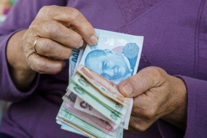 2025 EKİM EMEKLİ PROMOSYONLARI: HANGİ BANKA NE KADAR ÖDÜYOR?
