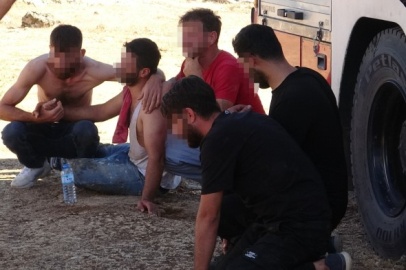 KAZDIĞI DEFİNE KUYUSU MEZARI OLDU, İKİ KİŞİ DE YARALANDI