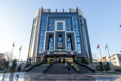 BUCA BELEDİYESİ’NDE EMEKÇİLERDEN MAAŞ PROTESTOSU