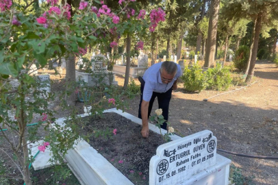 OĞLUNU KAYBETTİKTEN SONRA MEZARLIĞI PARKA DÖNÜŞTÜRDÜ