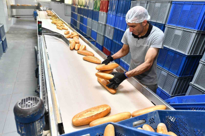İZMİR’DE HALK EKMEĞE ZAM GELDİ: 210 GRAM EKMEK 10 LİRA OLDU!