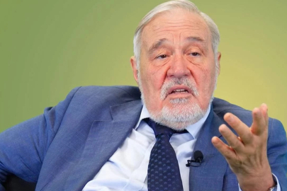 İLBER ORTAYLI’DAN AÇIKLAMA: ÖNCEKİLERDEN ÇOK DAHA AĞIR GEÇTİ