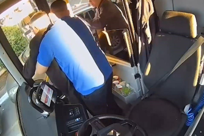 OTOBÜS ŞOFÖRÜ EMEKLİ ÖĞRETMENİ KURTARDI